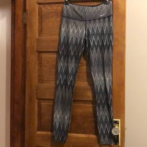 Nike One Legend workout pant legging